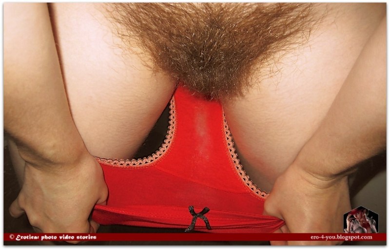 Without panties close -up girl