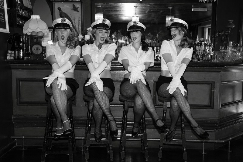 Benny Hill Kan Kan Police