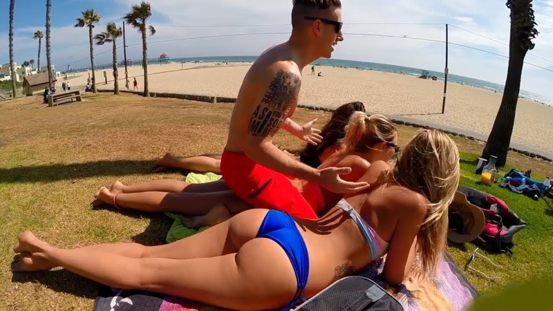 Prank women on the beach