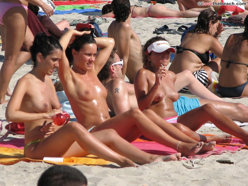 Amateur gangbang on the beach