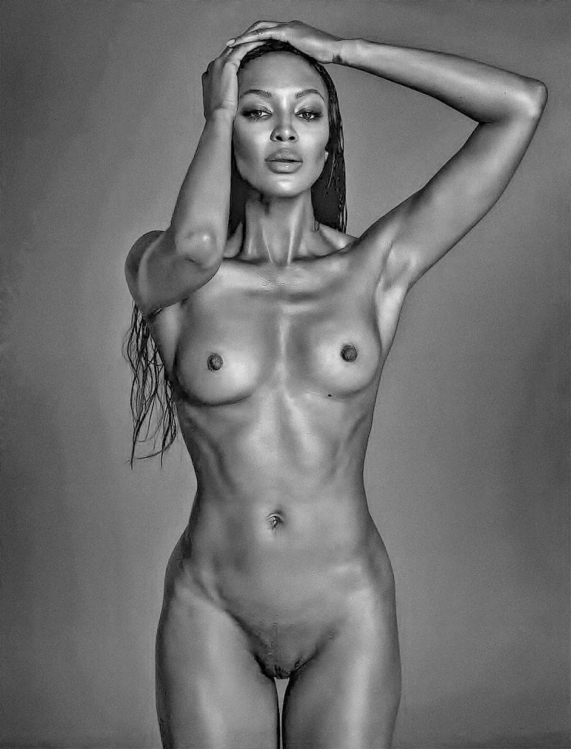 Naomi Campbell Naked, 18+