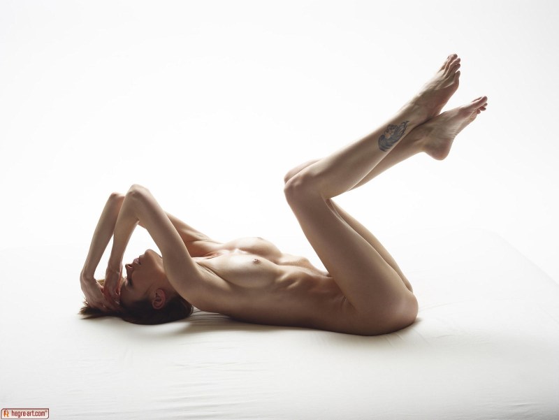 Naked Tatyana Slender