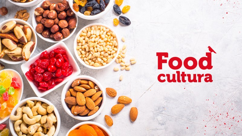 The child eats vegetables and fruits drawing