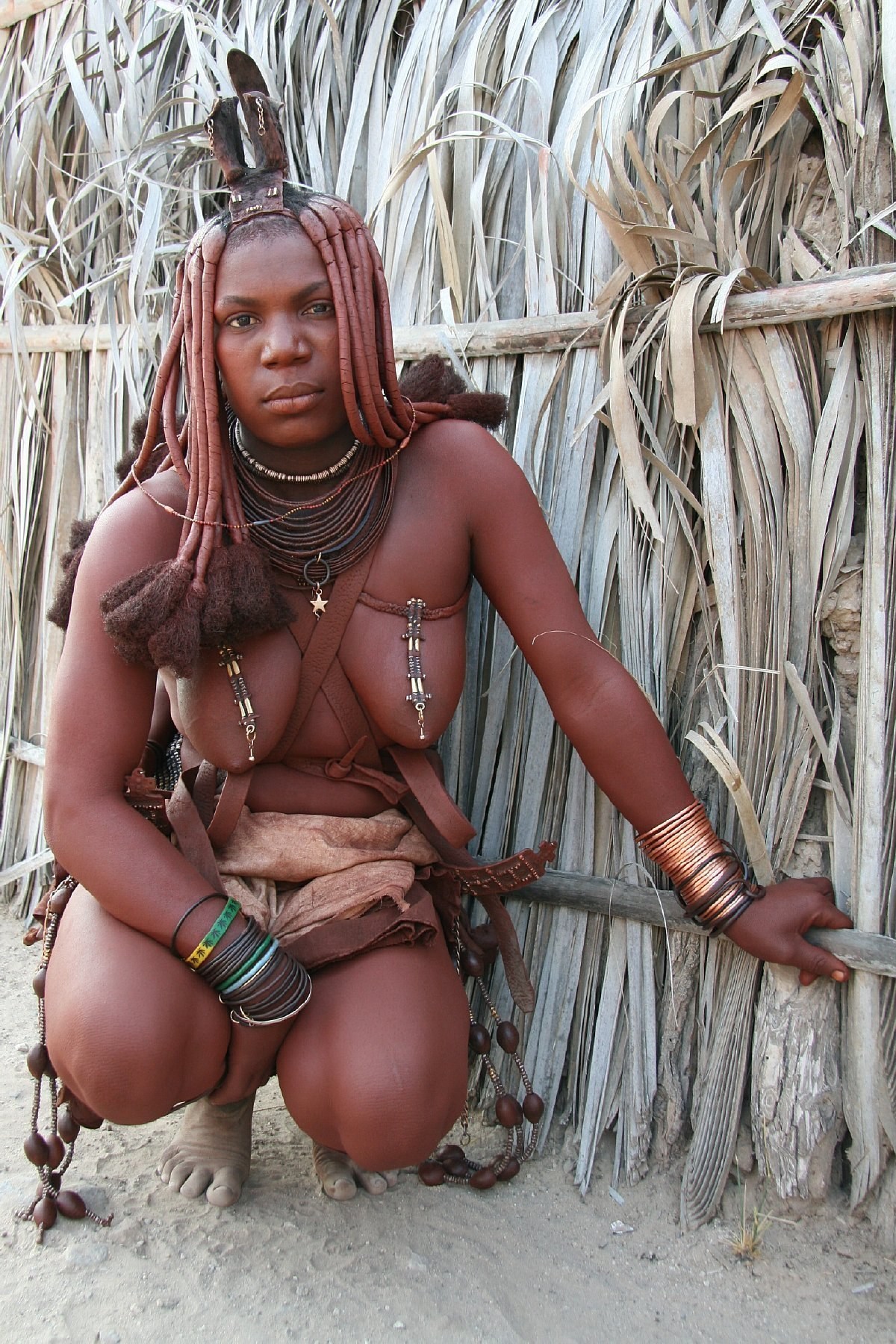 African tribe women naked