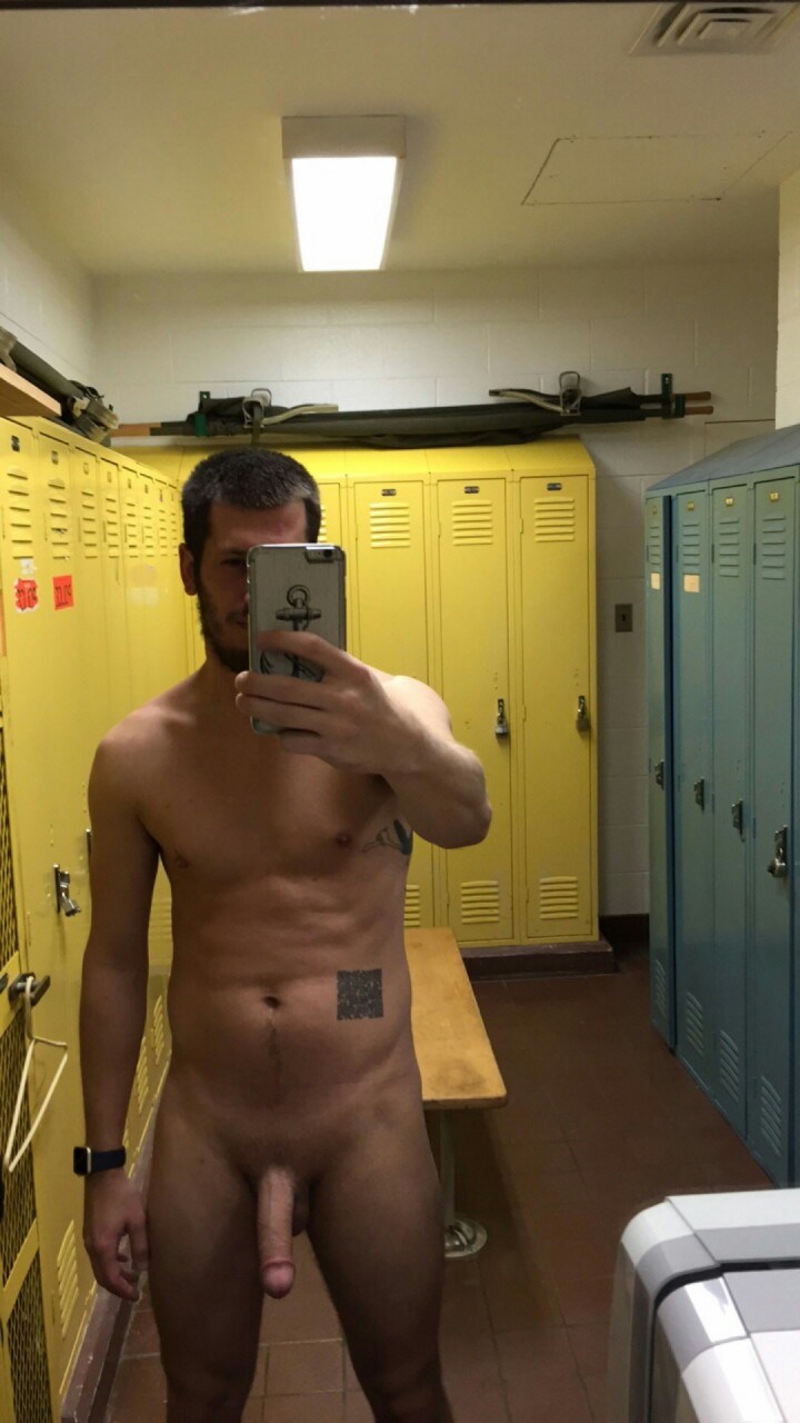 Naked guy in the fitting room