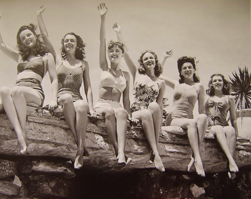 Group pictures of nudists