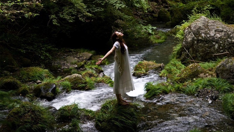 Gabrielle Epstein +18