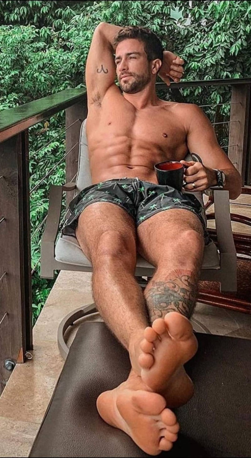 Bearded guys foot fetish