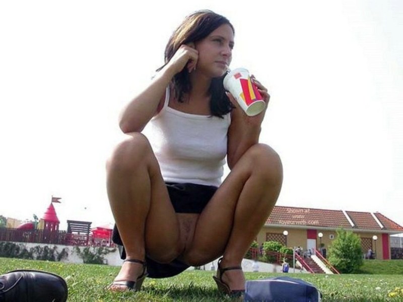 Fat women naked under a skirt