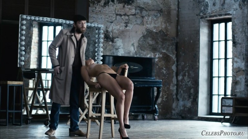 Naked student spread her legs