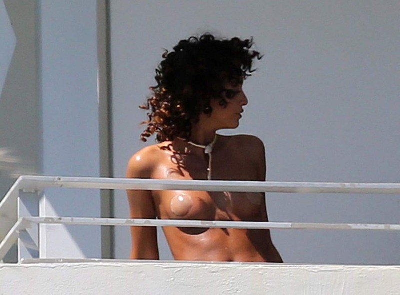 XXX Alexander Daddario XXX