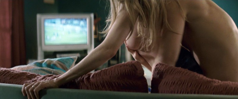 Erotic scenes with Michelle Williams