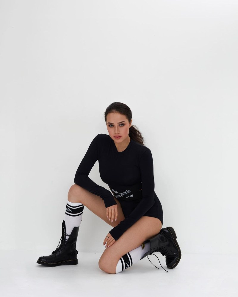 Oksana Akinshina 8 new dates