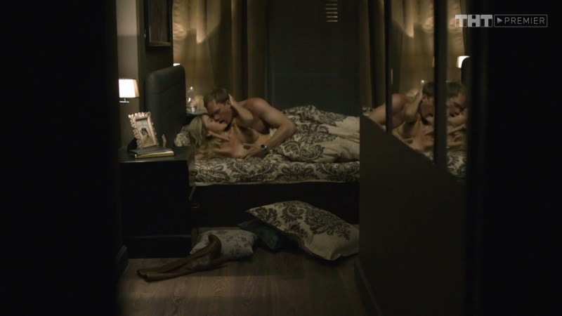Anna Nevskaya bed scene of the series Call DiCaprio