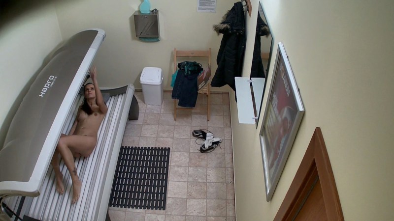 Hidden Camera in the Bathroom Elles masturbation