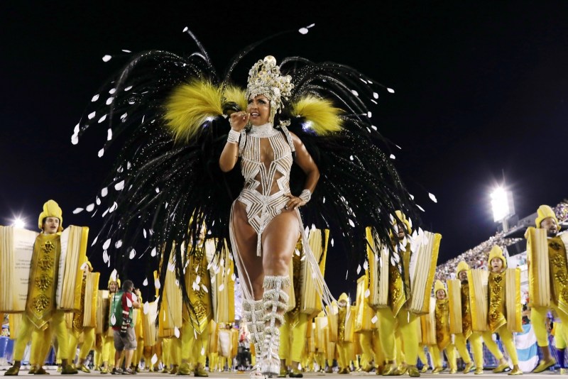 Rio de Janeiro Carnival Sexy costumes