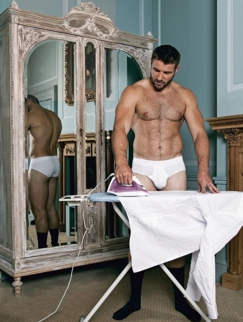 Naked hairy men without panties