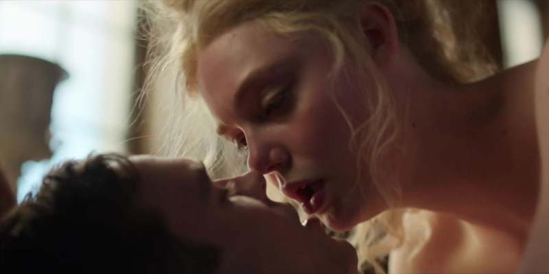 El Fanning Naked in the film