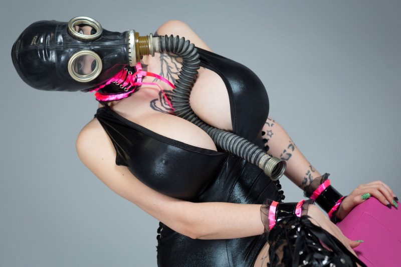 Hentai Latex gas mask