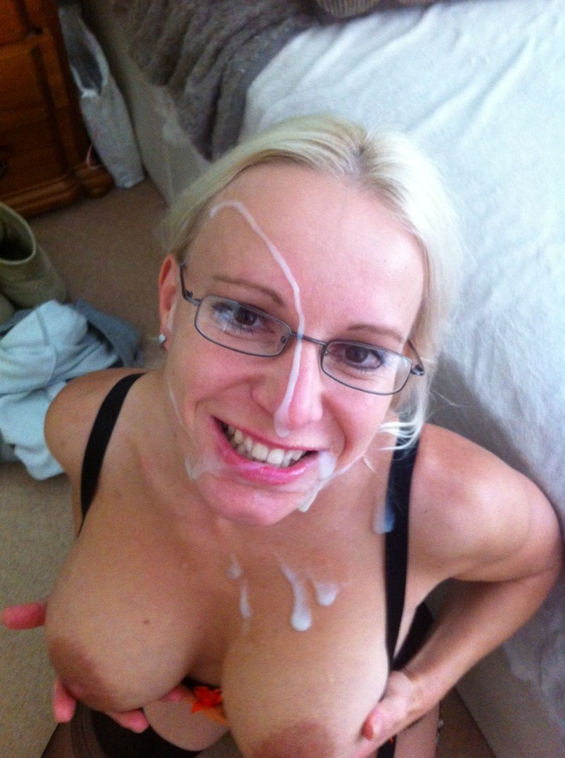 Cum on the face of the milf with glasses