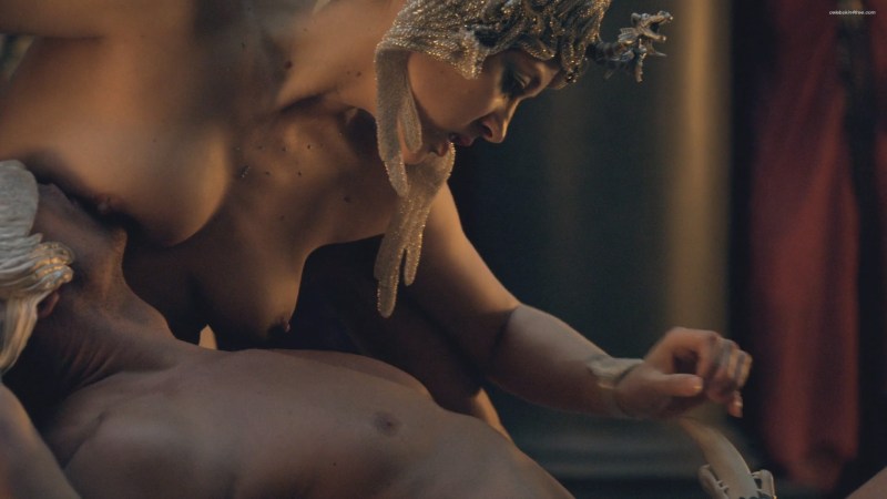 Spartak Blood and Sand Viva Bianca Naked