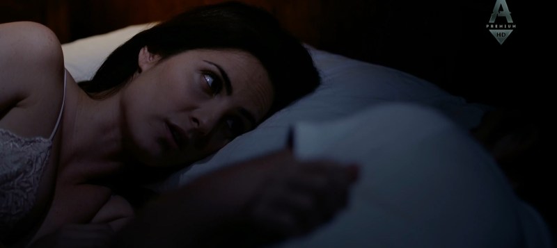 Carla Diaz is completely naked