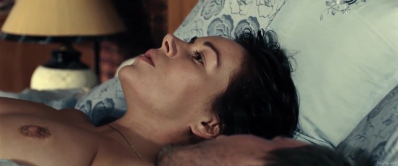 Frankie Shaw bed scene