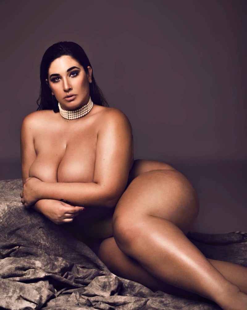 Natalia Lozano Plus-Size model