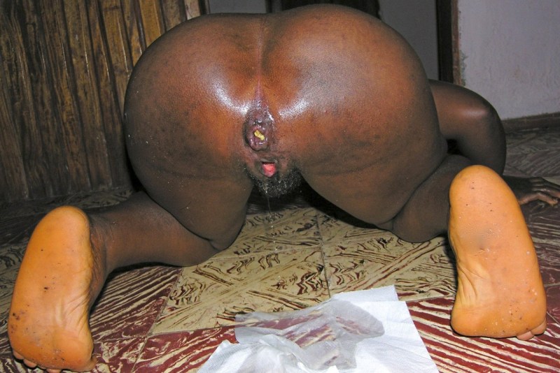 Shit Black Ebony Women Shitting Girls Pooping