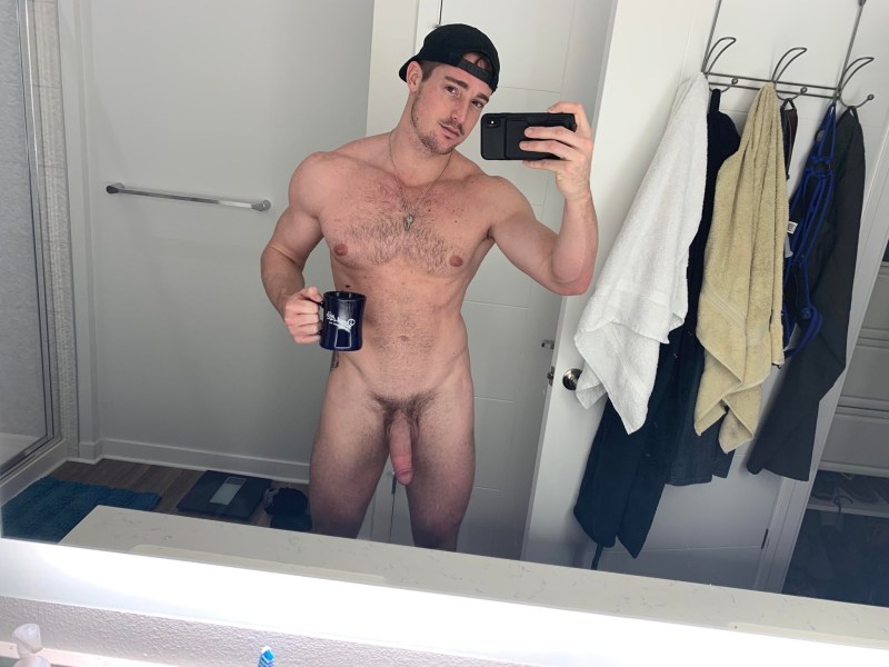 Big cock Chris Stroks