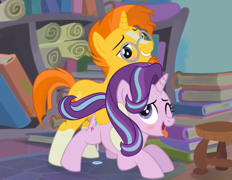 Negro finished in a condom