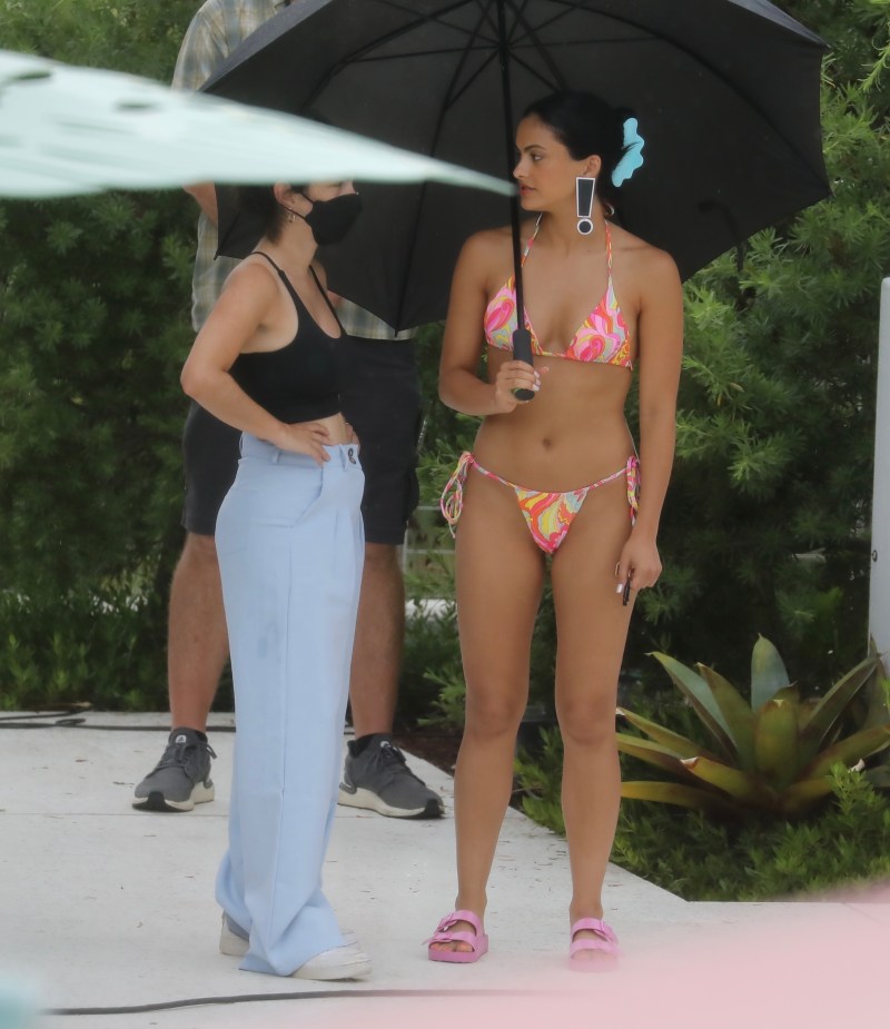 Betty and Veronica Kiss