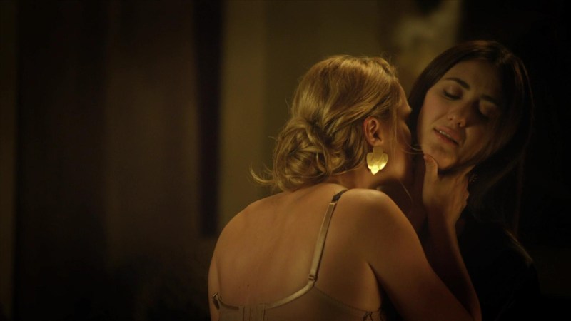 TV shows with lesbian scenes
