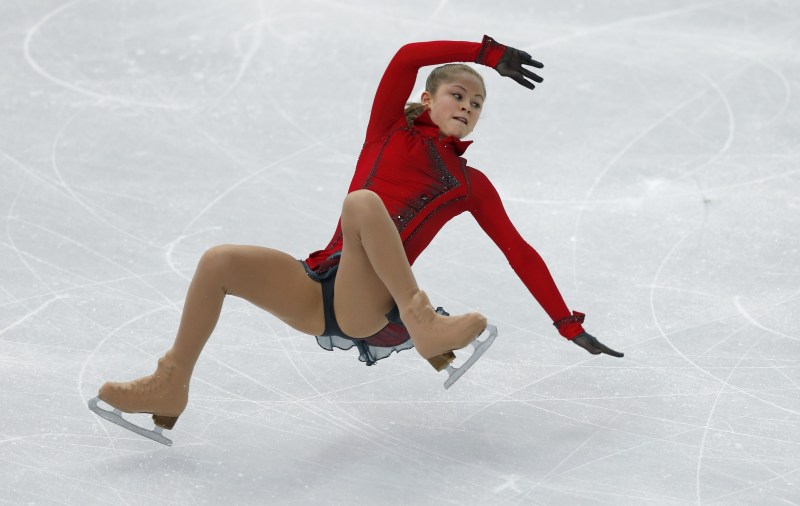 Figure skating Julia Lipnitskaya fall