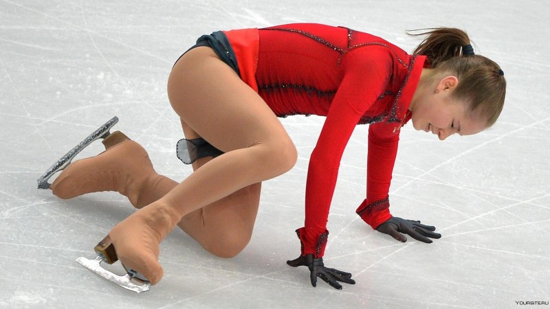 Oksana Kazakova skater