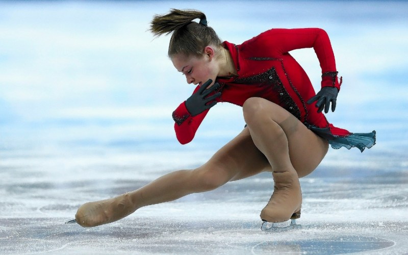 Falling in figure skating