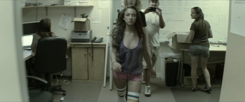 Stella Maiv bed scene