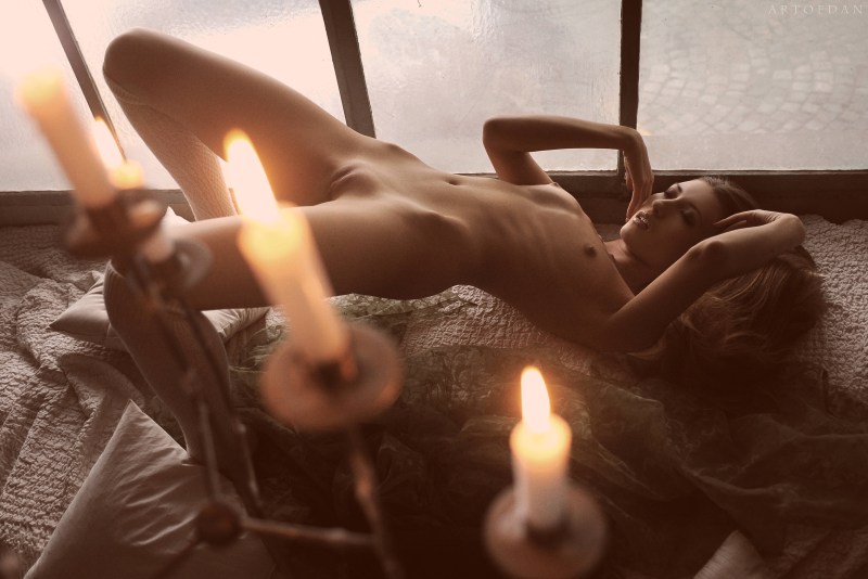 Candle in the vagina large