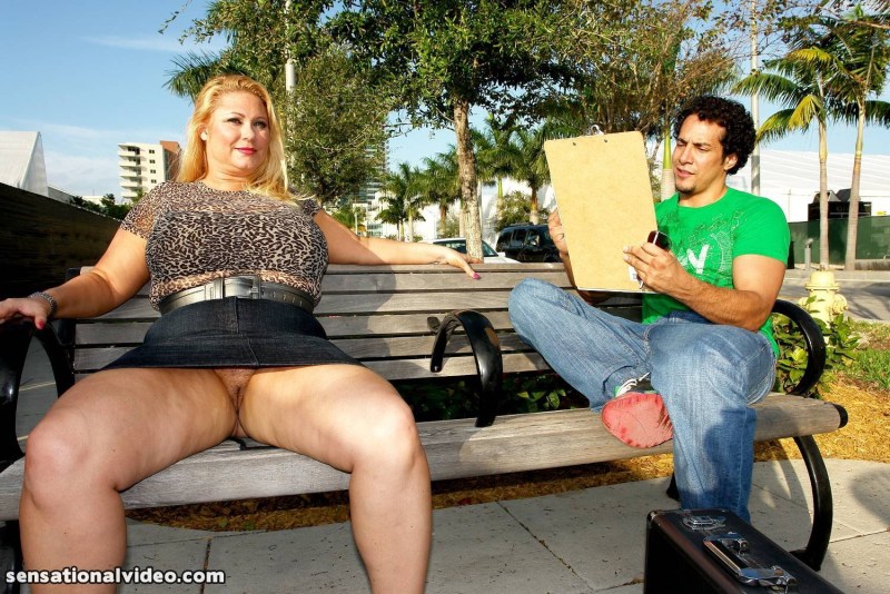 Shameless girls without panties