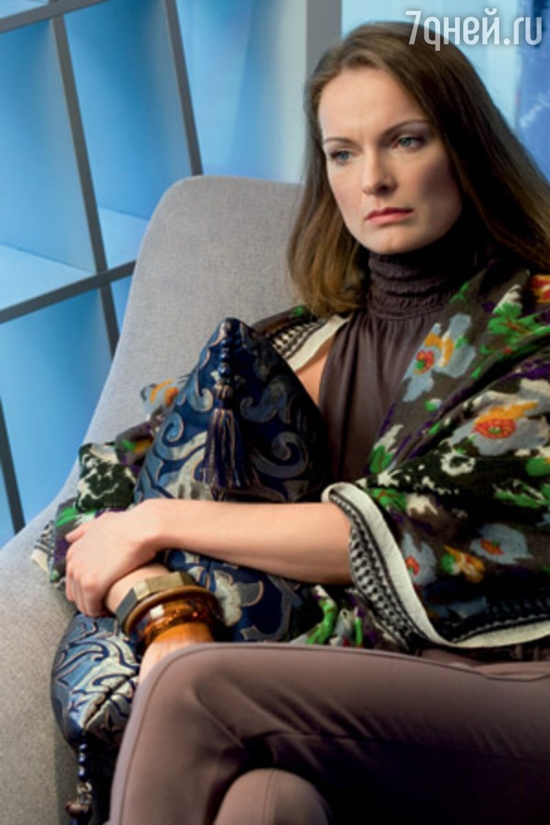 Kiara mia American porn actress