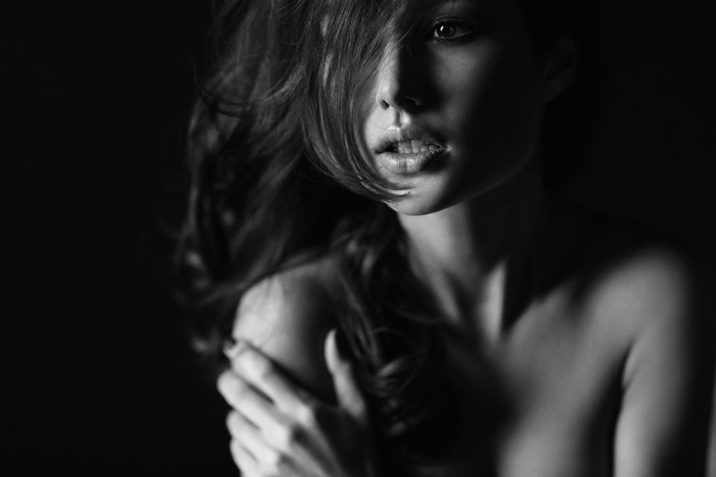 Naked women with a languid look