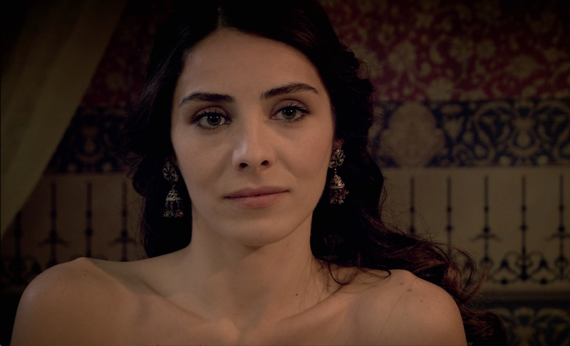 Farah - Queen from Legend of Queen Opala