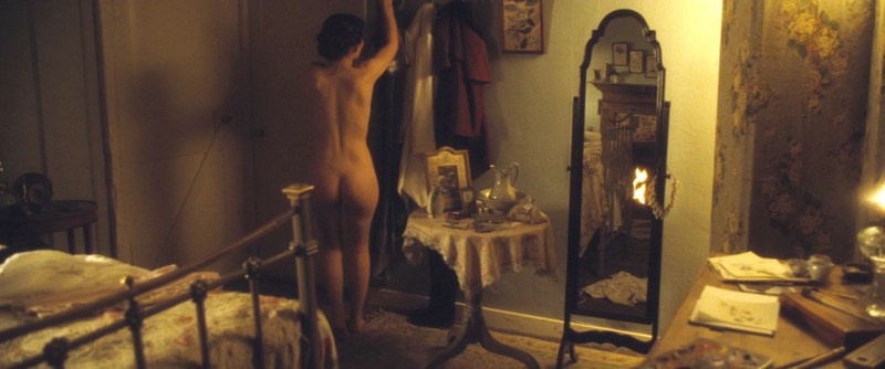 Emily Browning Eroszen