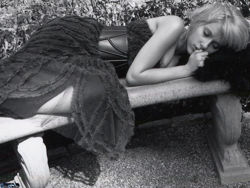Naked Scarlet Johanson