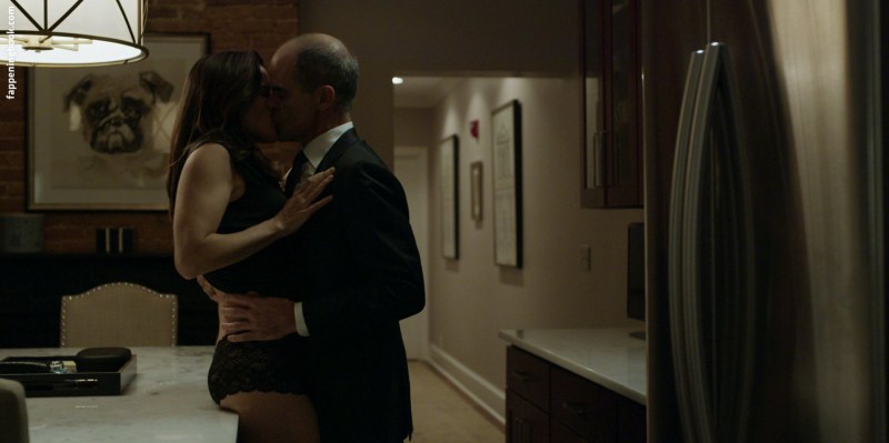 Wildness (1998) Niv Campbell and Denise Richards