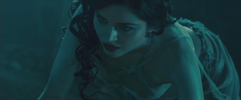 Vera Musaleyan drain naked