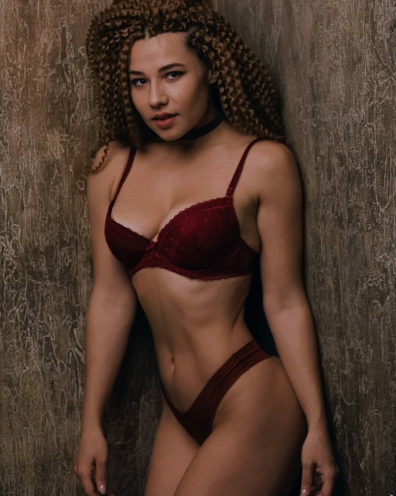 Dasha Snow (Dasha Snezhnaya)