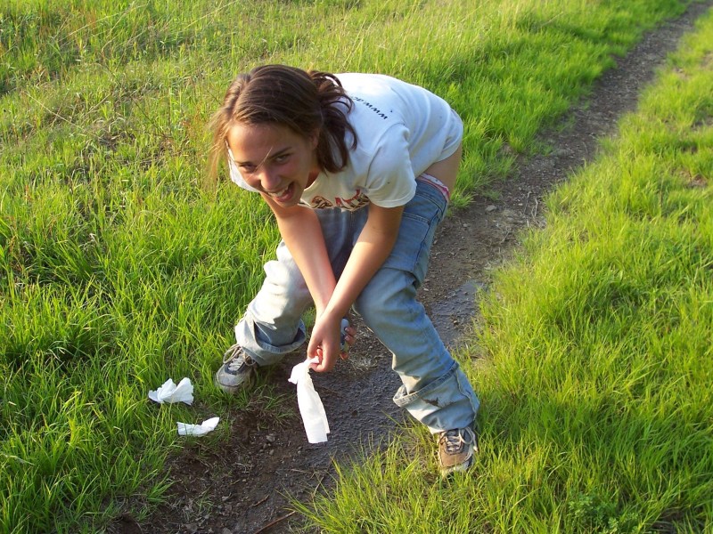 Public Dick Flatinger Masturbating in Public Park and Helps Me Facial Cumshot by Touching My Cock Misscreamy