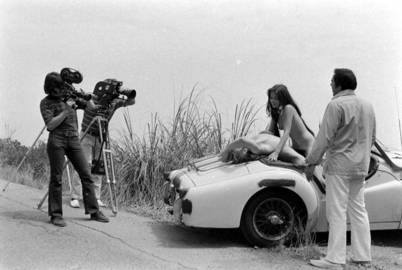 Men are staring in the gym