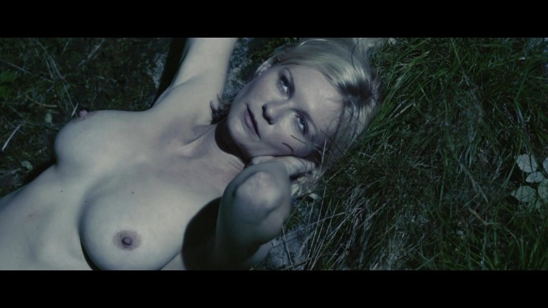 Actress Kirste Dunst Naked